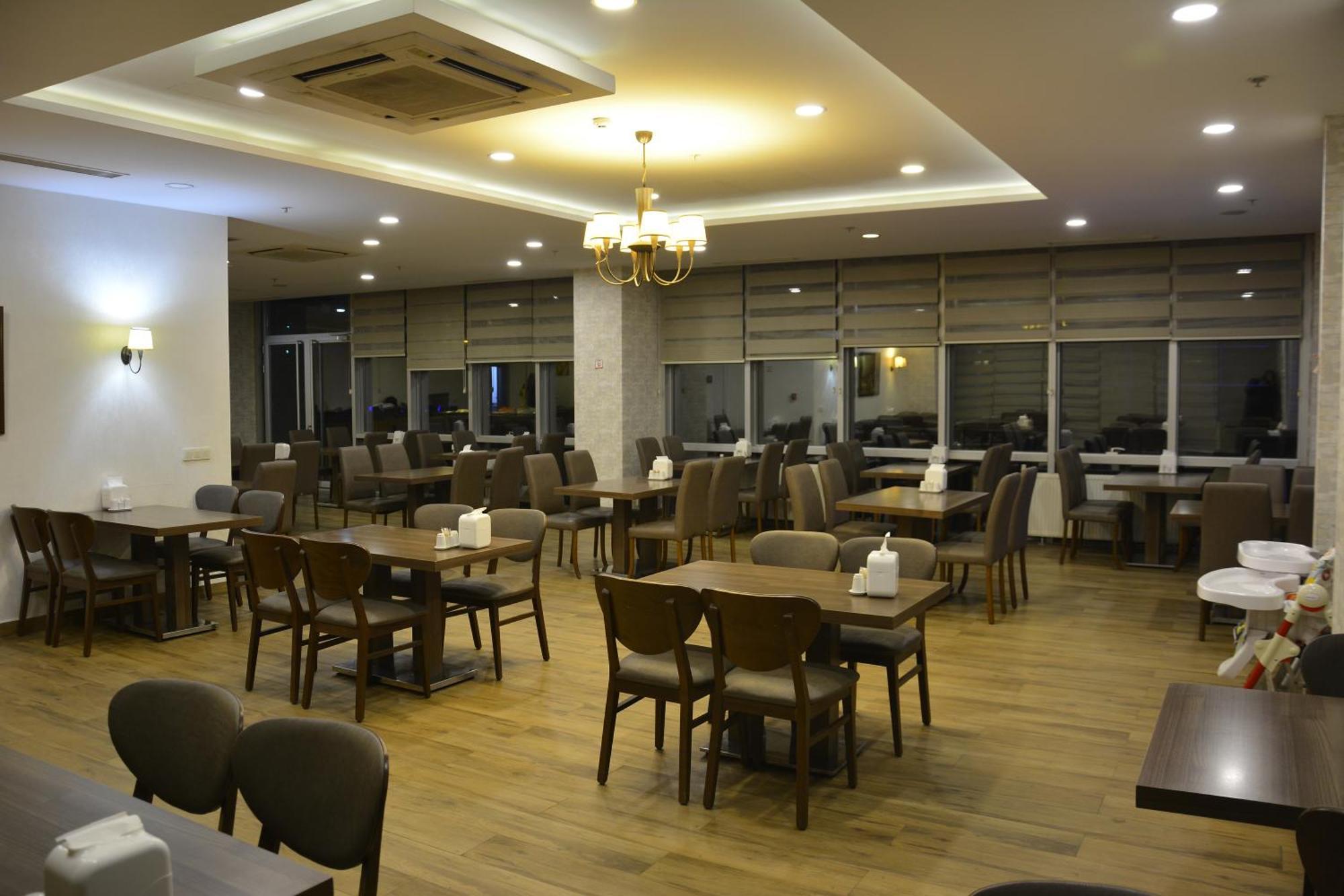 Sarissa Hotel Istanbul Bagian luar foto