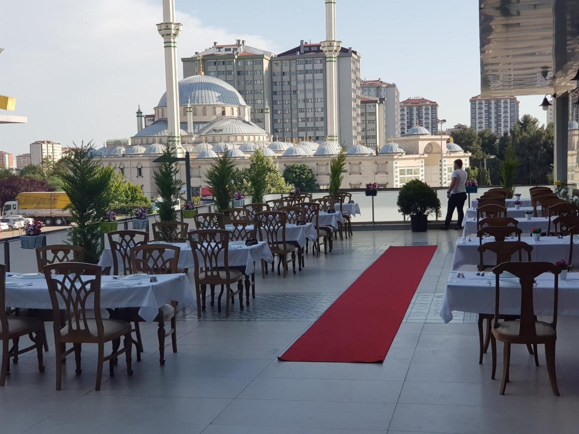 Sarissa Hotel Istanbul Bagian luar foto