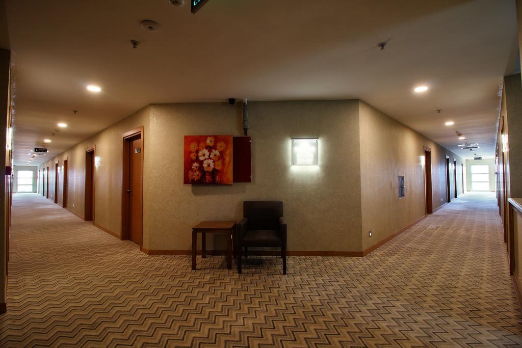 Sarissa Hotel Istanbul Bagian luar foto