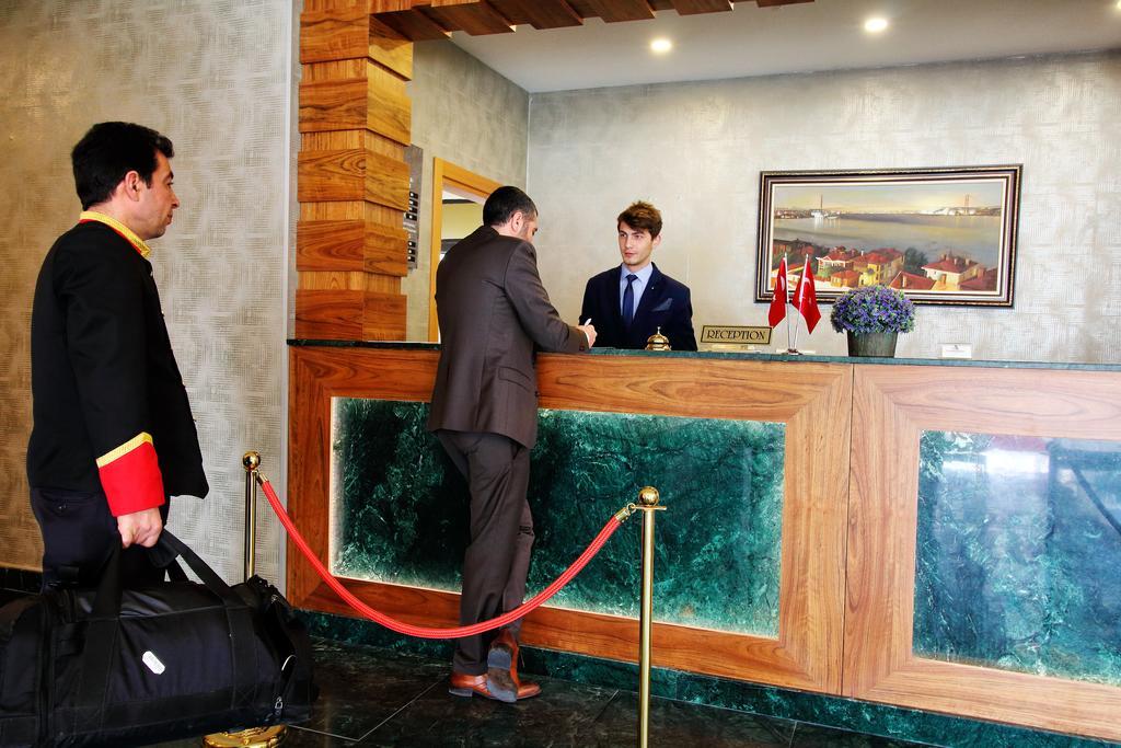 Sarissa Hotel Istanbul Bagian luar foto